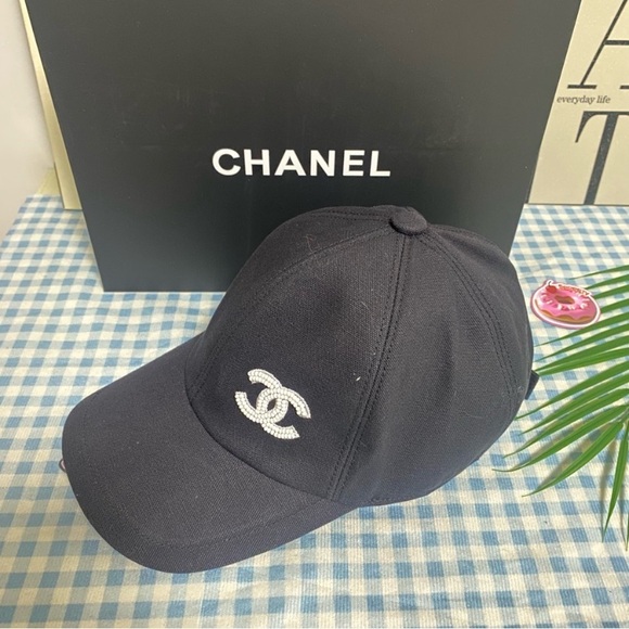 Chanel Black Baseball Cap with box - Picture 1 of 5